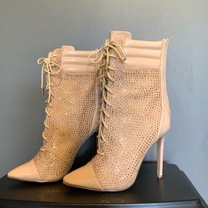 JLo style sparkle boots 6.5 Nude-Pink